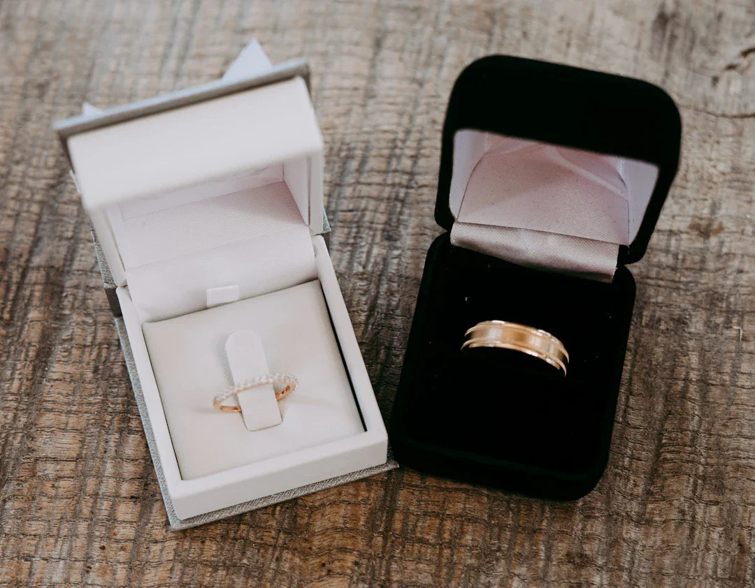 Smart Rings vs. Smartwatches Find Your Perfect Fit